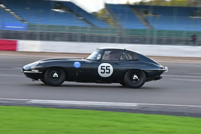 Framed Print : CJ12 4334 Martin Melling, Jason Minshaw, Jaguar E-Type FHC Framed Print : CJ12 4334 Martin Melling, Jason Minshaw, Jaguar E-Type FHC