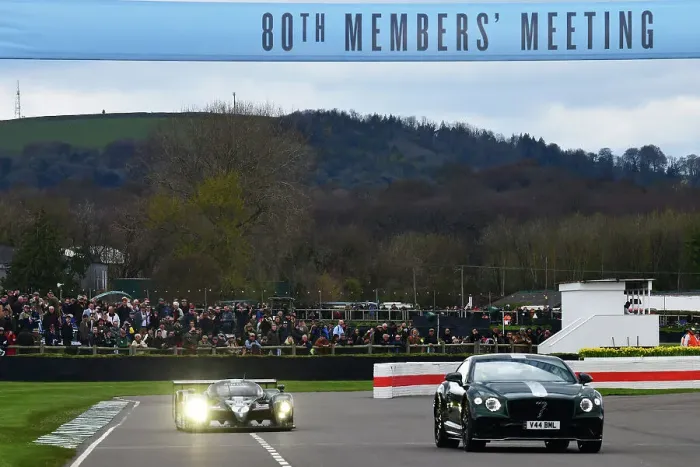 Rights Managed : CJ12 5146 Bentley Continental GT Le Mans, Bentley Speed 8 Rights Managed : CJ12 5146 Bentley Continental GT Le Mans, Bentley Speed 8