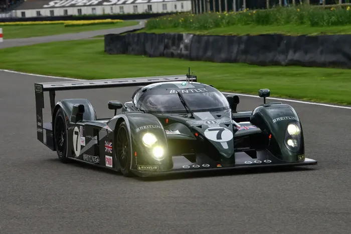 Rights Managed : CJ12 5150 Bentley Speed 8 Rights Managed : CJ12 5150 Bentley Speed 8