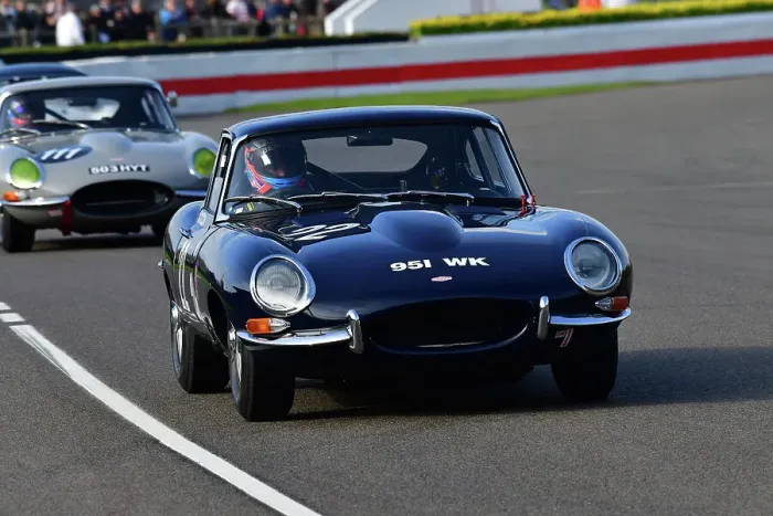 Rights Managed : CJ12 6543 Alex Buncombe, Jaguar E-Type Rights Managed : CJ12 6543 Alex Buncombe, Jaguar E-Type