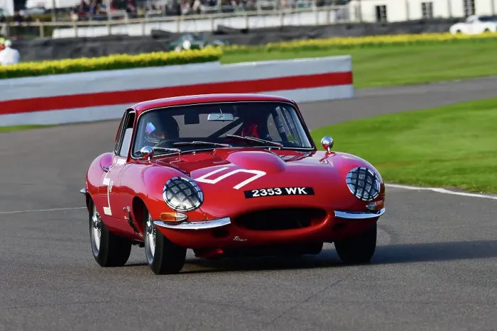Rights Managed : CJ12 6549 William Paul, Jaguar E-Type Rights Managed : CJ12 6549 William Paul, Jaguar E-Type