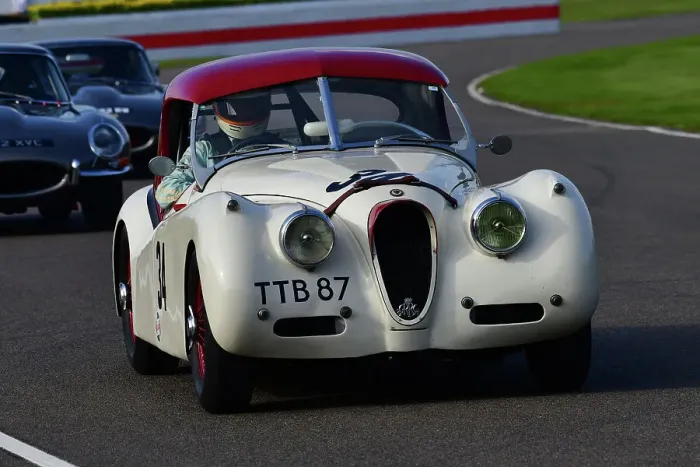 Rights Managed : CJ12 6568 Christopher Scholey, Jaguar XK120 Rights Managed : CJ12 6568 Christopher Scholey, Jaguar XK120