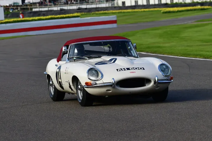 Rights Managed : CJ12 6571 Nick Maton, Jaguar E-Type Rights Managed : CJ12 6571 Nick Maton, Jaguar E-Type