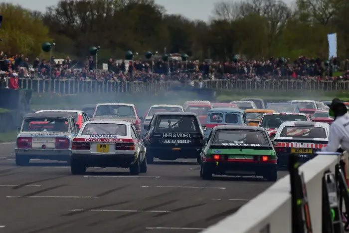 Rights Managed : CJ12 6668 The start, seen from the back of the grid Rights Managed : CJ12 6668 The start, seen from the back of the grid