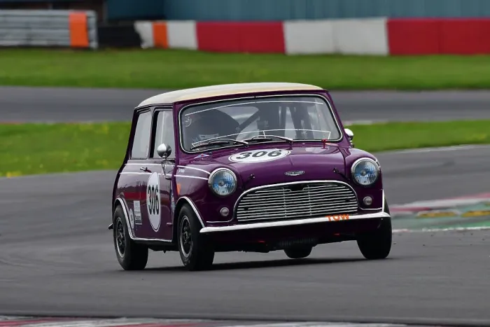 Framed Print : CJ12 7293 Jo Polley, Austin Mini Cooper S Framed Print : CJ12 7293 Jo Polley, Austin Mini Cooper S