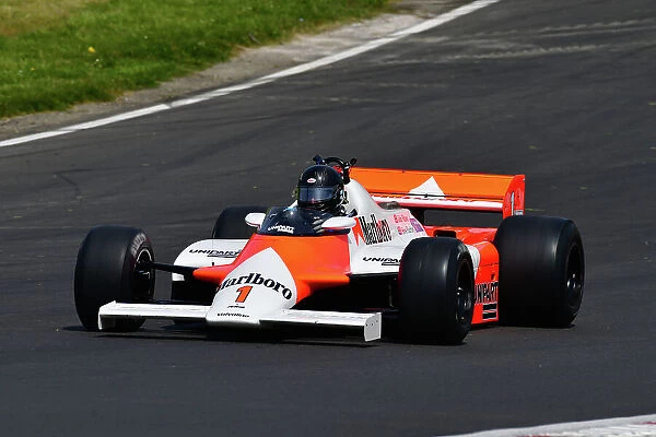 CJ12 8898 Steve Hartley, McLaren MP4-1