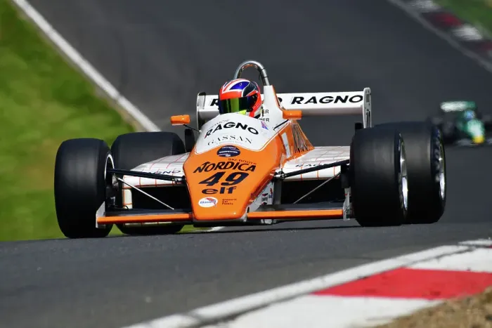 Framed Print : CJ12 8996 Neil Glover, Arrows A5 Framed Print : CJ12 8996 Neil Glover, Arrows A5
