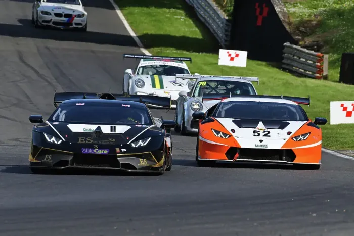 Framed Print : CJ12 9357 Jason McInulty, David McInulty, Lamborghini Huracan Super Trofeo EVO, Ron Maydon, Craig Davies