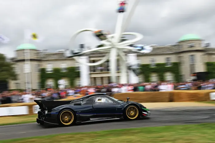 Rights Managed : CJ12 9716 Alistair MacKinnon, Ross Curnow, Pagani Zonda Revolucion Rights Managed : CJ12 9716 Alistair MacKinnon, Ross Curnow, Pagani Zonda Revolucion