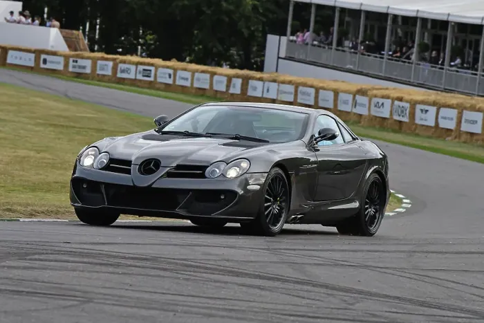 Rights Managed : CJ13 0115 Mercedes-Benz SLR Rights Managed : CJ13 0115 Mercedes-Benz SLR