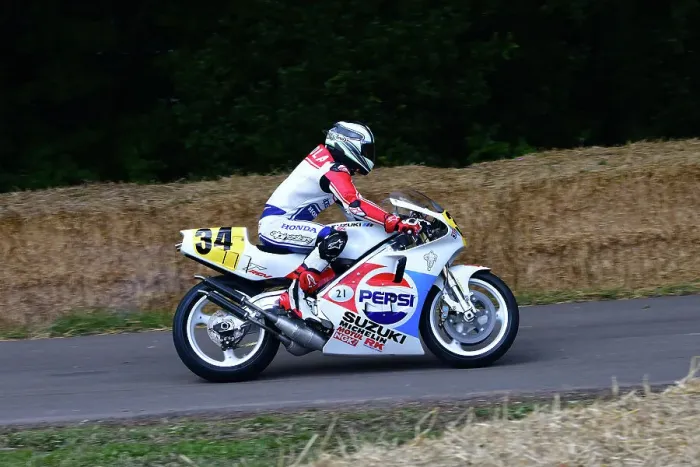 Rights Managed : CJ13 0276 Dako Mamola, Suzuki RGV500 Rights Managed : CJ13 0276 Dako Mamola, Suzuki RGV500