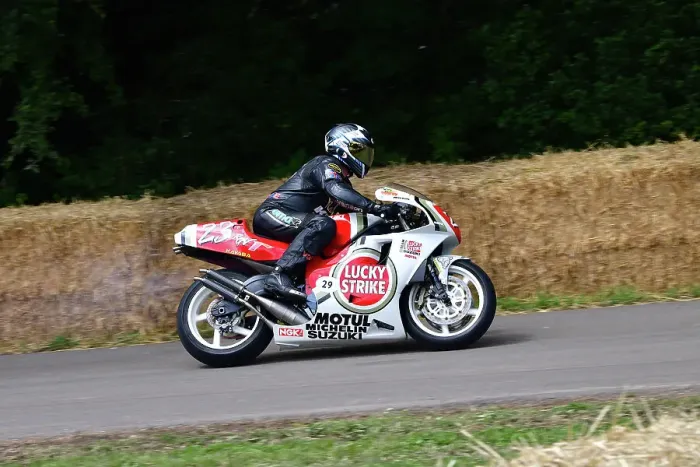 Rights Managed : CJ13 0357 Ian King, Suzuki RGV500 XR87 Rights Managed : CJ13 0357 Ian King, Suzuki RGV500 XR87