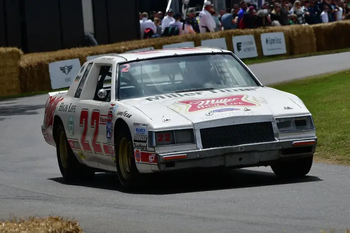 Rights Managed : CJ13 0719 Mel Pocock, Buick Regal Rights Managed : CJ13 0719 Mel Pocock, Buick Regal