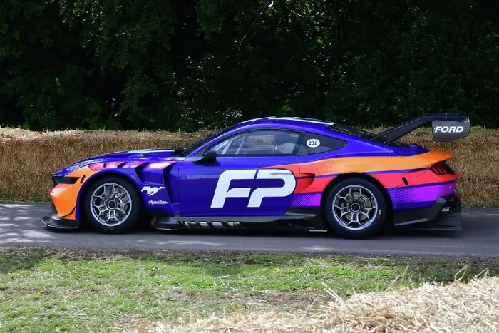 Rights Managed : CJ13 0801 Ford Mustang GT3 Rights Managed : CJ13 0801 Ford Mustang GT3