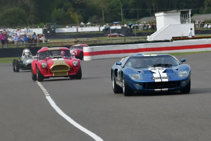 Rights Managed : CJ13 1303 Ford GT40, Oliver Bryant, AC Cobra Rights Managed : CJ13 1303 Ford GT40, Oliver Bryant, AC Cobra