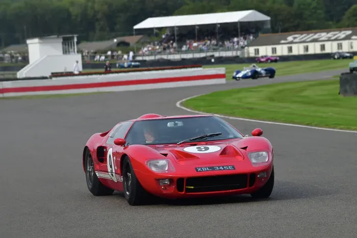 Rights Managed : CJ13 1312 Richard Meins, Ford GT40 Rights Managed : CJ13 1312 Richard Meins, Ford GT40