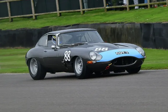 Rights Managed : CJ13 1516 Richard Kent, Nicolas Minassian, Jaguar E-Type FHC Rights Managed : CJ13 1516 Richard Kent, Nicolas Minassian, Jaguar E-Type FHC