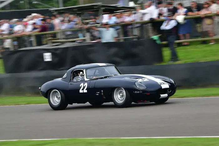 Rights Managed : CJ13 1560 Richard Meins, Rob Huff, Jaguar E-Type semi-lightweight