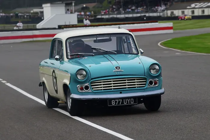 Rights Managed : CJ13 1872 Karun Chandhok, James Colburn, Standard Vanguard Six Rights Managed : CJ13 1872 Karun Chandhok, James Colburn, Standard Vanguard Six