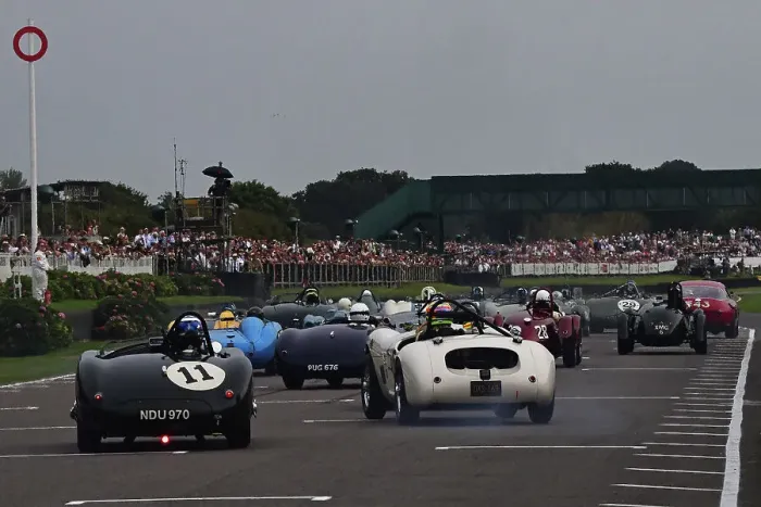Rights Managed : CJ13 1915 The start from the back of the grid Rights Managed : CJ13 1915 The start from the back of the grid
