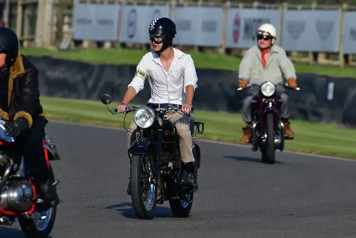 Rights Managed : CJ13 2096 1954 Velocette
