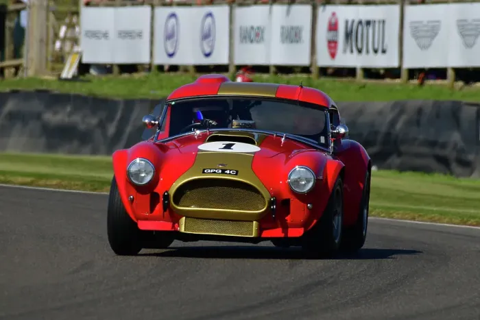 Rights Managed : CJ13 2705 Oliver Bryant, Marino Franchitti, AC Cobra