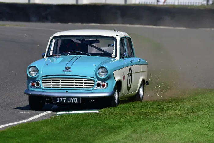 Rights Managed : CJ13 2814 Karun Chandhok, James Colburn, Standard Vanguard Six Rights Managed : CJ13 2814 Karun Chandhok, James Colburn, Standard Vanguard Six