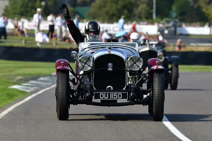 Rights Managed : CJ13 2960 Jack Bond, James Baxter, Chrysler Model 72