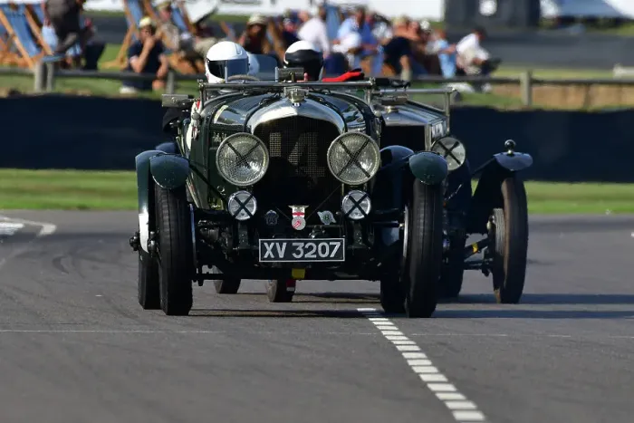 Rights Managed : CJ13 3012 Katarina Kyvalova, Georgina Bradfield, Bentley 4½ Litre Le Mans