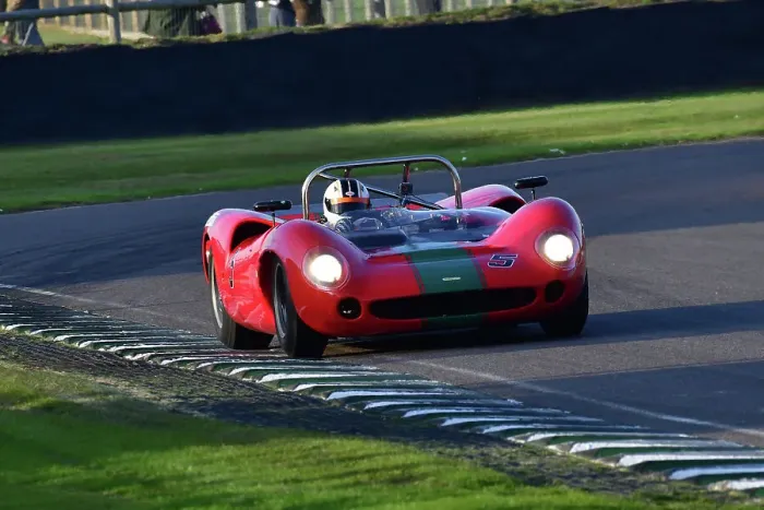 Rights Managed : CJ13 3287 Anthony Sinclair, Lola-Chevrolet T70 Spyder Rights Managed : CJ13 3287 Anthony Sinclair, Lola-Chevrolet T70 Spyder