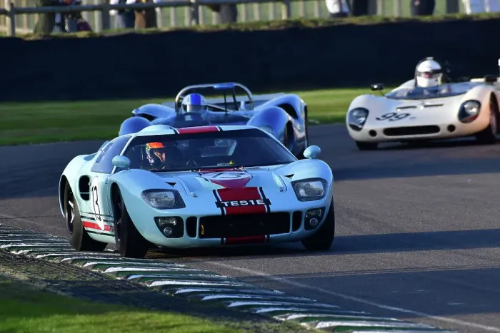 Rights Managed : CJ13 3291 Shaun Lynn, Ford GT40 Rights Managed : CJ13 3291 Shaun Lynn, Ford GT40
