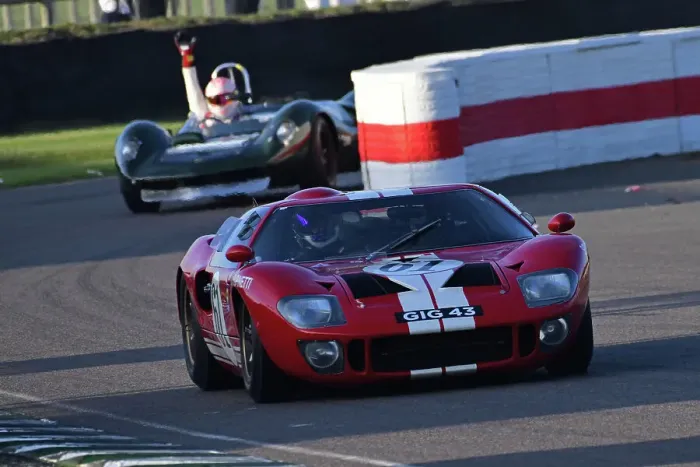 Rights Managed : CJ13 3301 Maxwell Lynn, Ford GT40 Rights Managed : CJ13 3301 Maxwell Lynn, Ford GT40