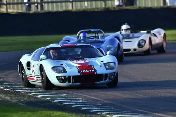 Rights Managed : CJ13 3318 Shaun Lynn, Ford GT40 Rights Managed : CJ13 3318 Shaun Lynn, Ford GT40