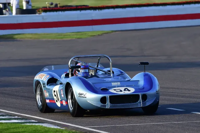 Rights Managed : CJ13 3326 Stuart Hall, McLaren-Chevrolet M1B Rights Managed : CJ13 3326 Stuart Hall, McLaren-Chevrolet M1B