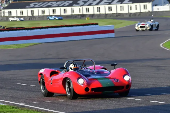 Rights Managed : CJ13 3330 Anthony Sinclair, Lola-Chevrolet T70 Spyder Rights Managed : CJ13 3330 Anthony Sinclair, Lola-Chevrolet T70 Spyder