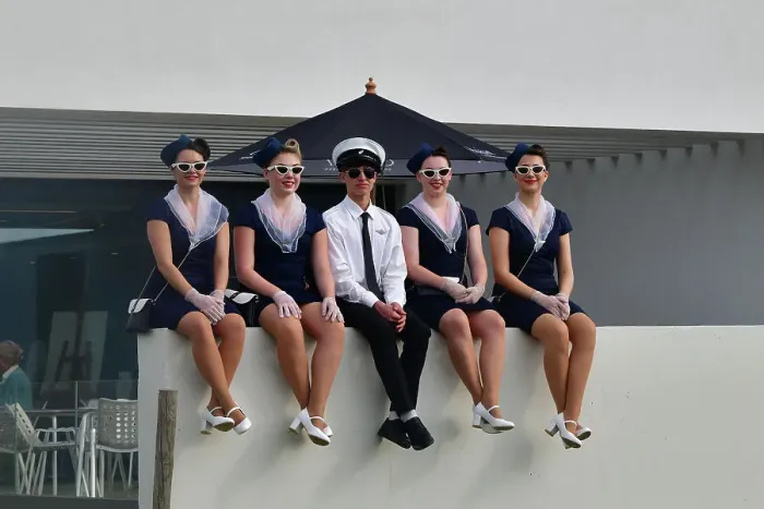 Rights Managed : CJ13 3367 Flight crew