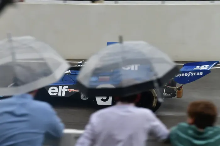 Rights Managed : CJ13 3784 Brollies up, Sir Jackie Stewart, Tyrrell 006 Rights Managed : CJ13 3784 Brollies up, Sir Jackie Stewart, Tyrrell 006