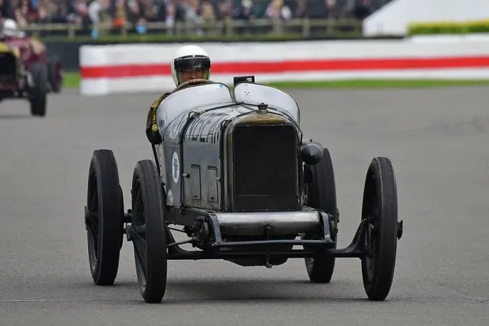 Rights Managed : CJ13 5032 Julian Majzub, Sunbeam Indianapolis Rights Managed : CJ13 5032 Julian Majzub, Sunbeam Indianapolis
