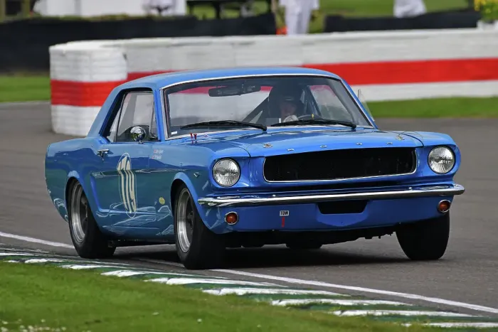 Rights Managed : CJ13 5219 Tiff Needell, John Spiers, Ford Mustang Rights Managed : CJ13 5219 Tiff Needell, John Spiers, Ford Mustang