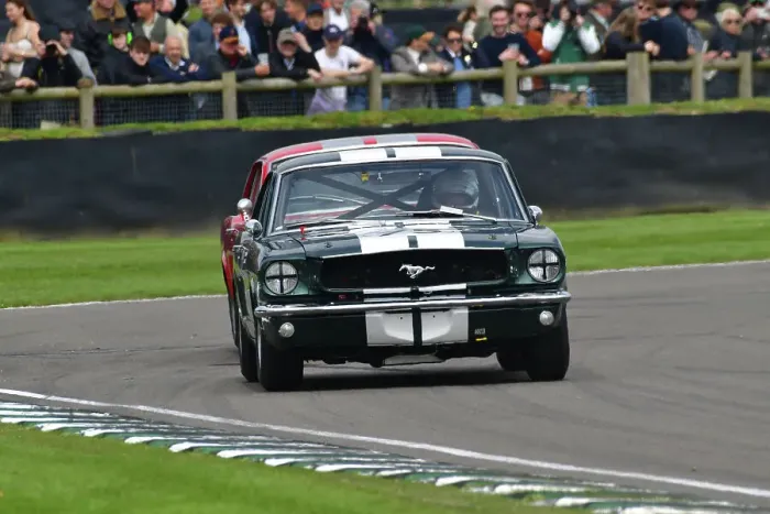 Rights Managed : CJ13 5233 Anthony Reid, Murray Shepherd, Ford Mustang Rights Managed : CJ13 5233 Anthony Reid, Murray Shepherd, Ford Mustang