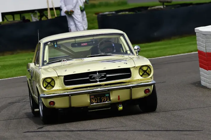 Rights Managed : CJ13 5251 Guy Ziser, Oliver Webb, Ford Mustang