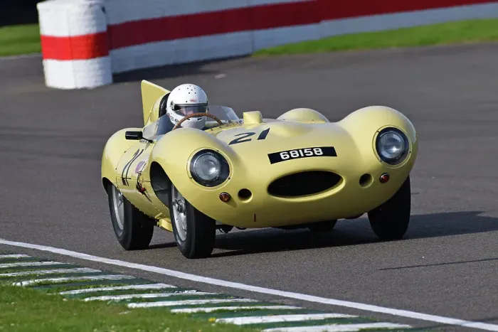 Rights Managed : CJ13 5621 Jonathan Bailey, Jaguar D-Type Rights Managed : CJ13 5621 Jonathan Bailey, Jaguar D-Type