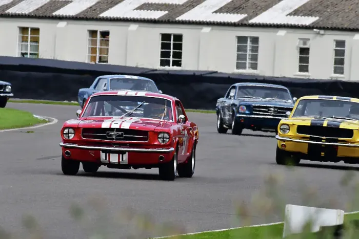 Rights Managed : CJ13 6192 Rob Fenn, Jake Hill, Ford Mustang