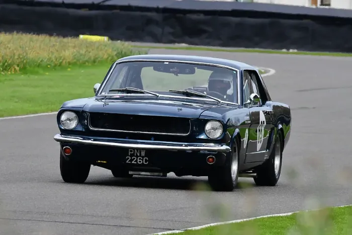 Rights Managed : CJ13 6197 Alex Thistlewayte, Nicholas Padmore, Ford Mustang Rights Managed : CJ13 6197 Alex Thistlewayte, Nicholas Padmore, Ford Mustang