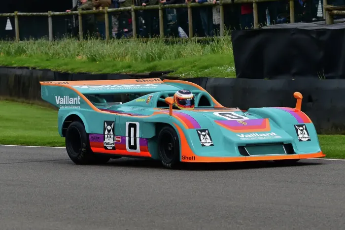 Rights Managed : CJ13 6368 Paul Knapton, Peter Harburg, Porsche 917-30 Rights Managed : CJ13 6368 Paul Knapton, Peter Harburg, Porsche 917-30