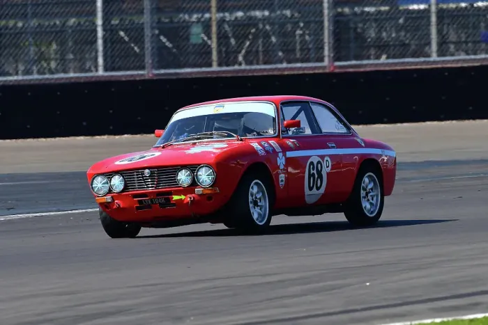 Framed Print : CJ13 8579 Jon Wagstaff, Alfa Romeo GTV