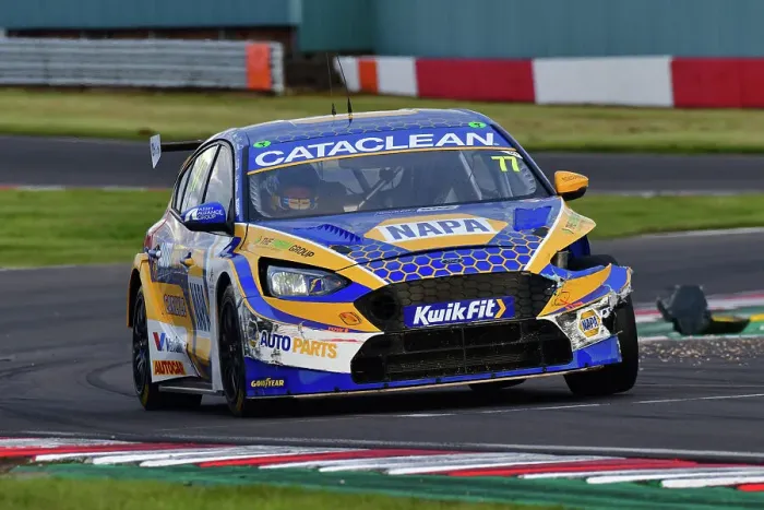 Framed Print : CJ13 9164 Sam Osborne, Ford Focus ST, NAPA Racing UK Framed Print : CJ13 9164 Sam Osborne, Ford Focus ST, NAPA Racing UK