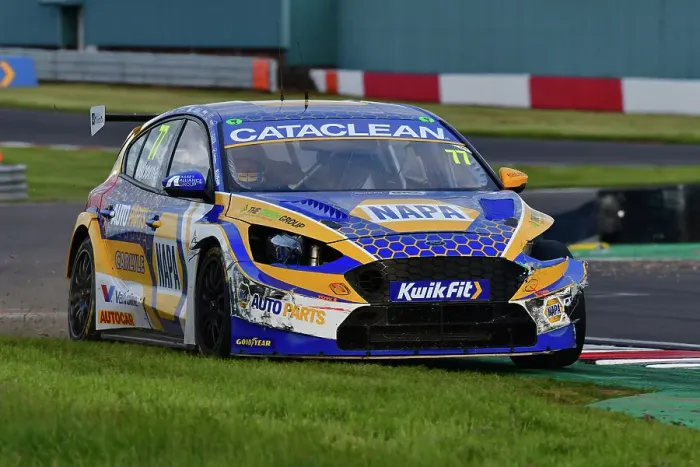Framed Print : CJ13 9198 Sam Osborne, Ford Focus ST, NAPA Racing UK Framed Print : CJ13 9198 Sam Osborne, Ford Focus ST, NAPA Racing UK