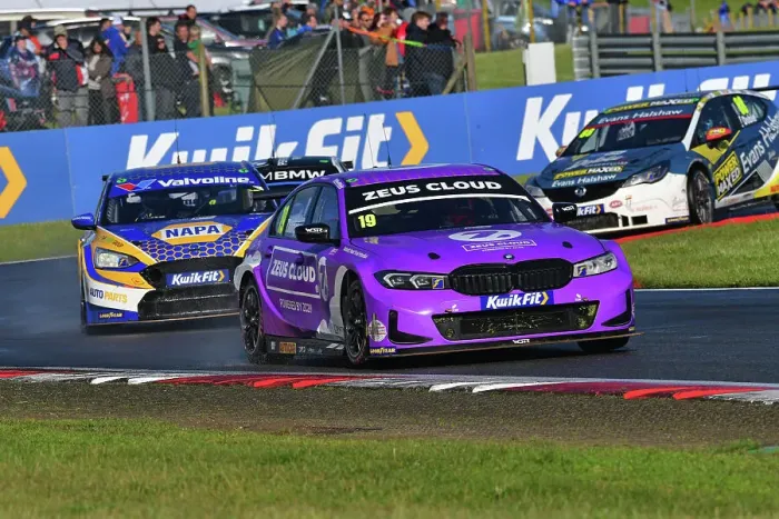 Framed Print : CJ14 0054 Bobby Thompson, BMW 330e M Sport, Zeus Cloud Racing with WSR Framed Print : CJ14 0054 Bobby Thompson, BMW 330e M Sport, Zeus Cloud Racing with WSR