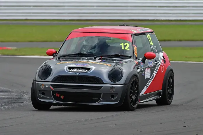 Framed Print : CJ14_0757 Stephen Warner, MINI Coopers R53.jpg